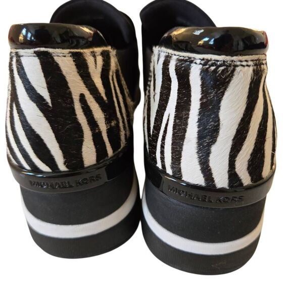 Michael Kors Womens Stretch Knit Zebra Print Slip On Fashion Sneaker Size 9 - Picture 7 of 12